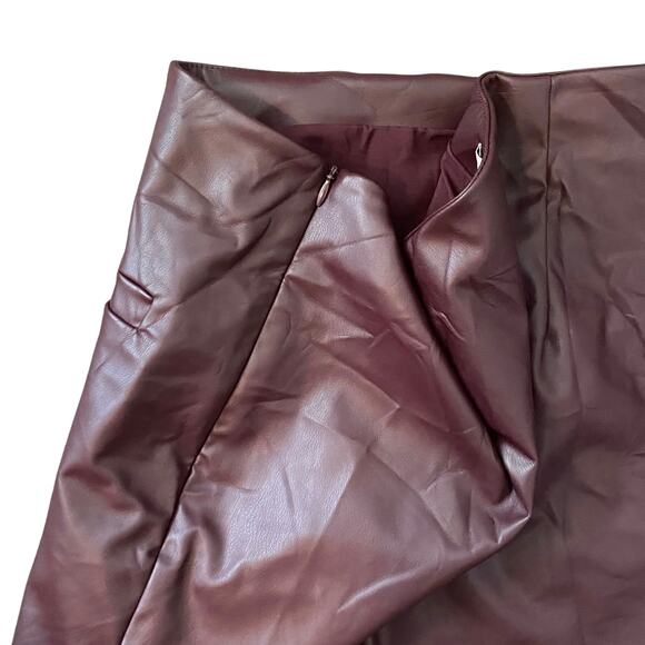 NEW A NEW DAY Faux Leather Mini Skirt Purple Size 14 Zip Closure Preppy Chic - Picture 3 of 5